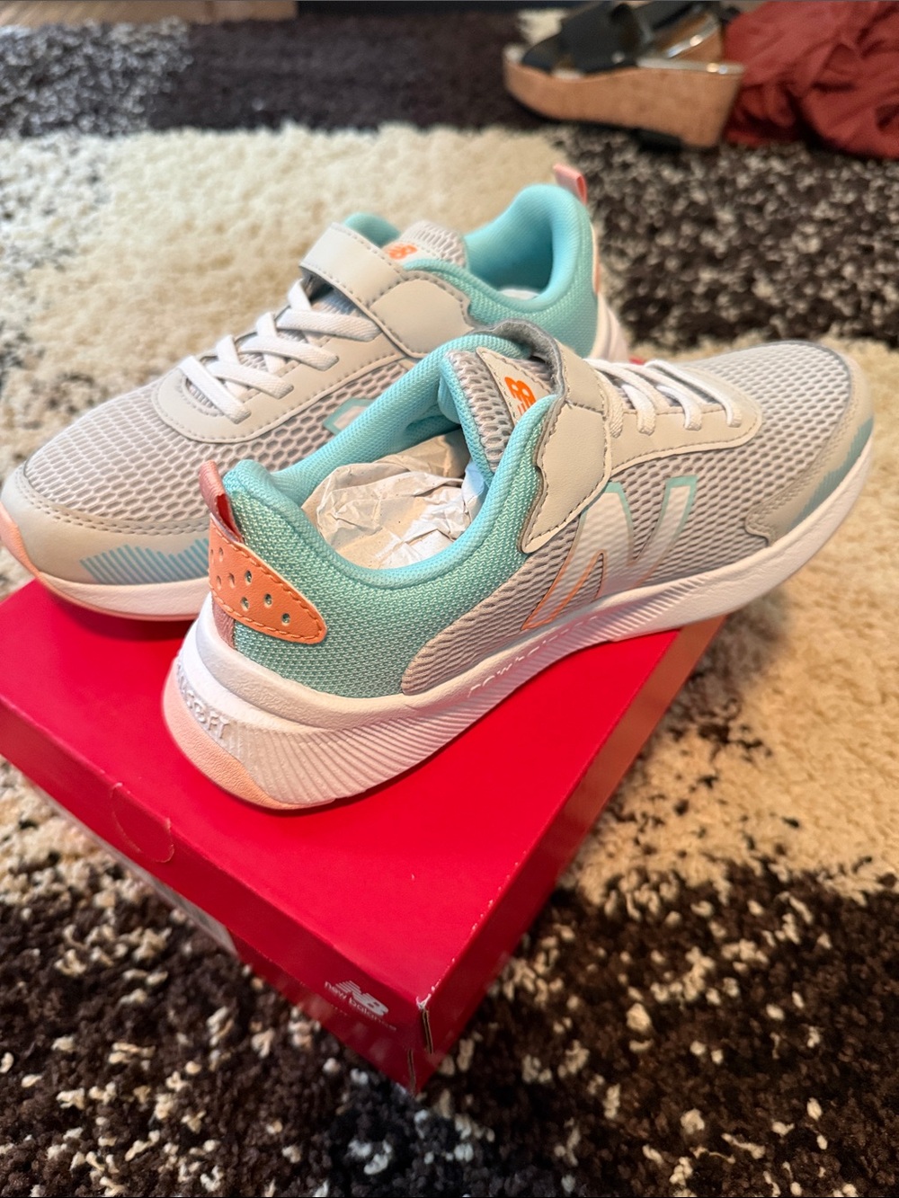 New Balance Kids Gray, Mint & Coral Sneakers Velcro Closure Size 2.5 NWT